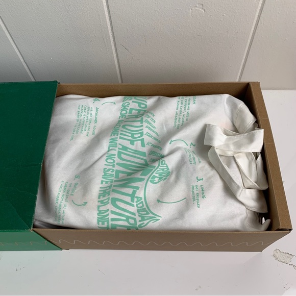 Adidas Superturf Adventure x Sean Wotherspoon Disney Jiminy Cricket SIZE 10 NEW - Picture 8 of 9